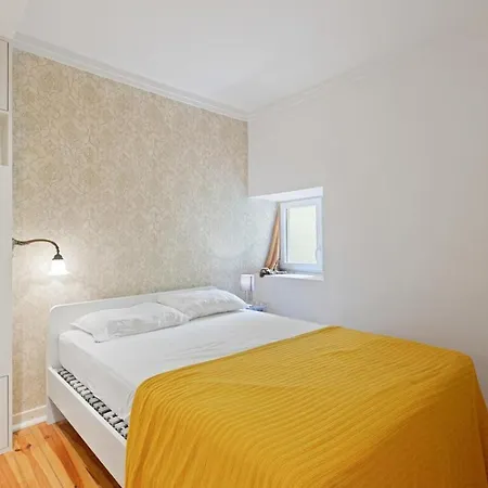 Stunning 1 Bedroom Near Alfama * Lisbona