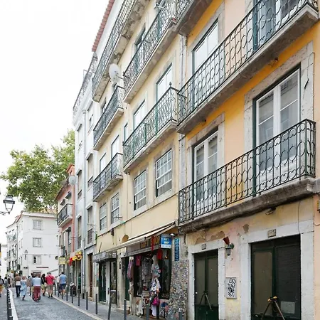 아파트 Stunning 1 Bedroom Near Alfama 리스본